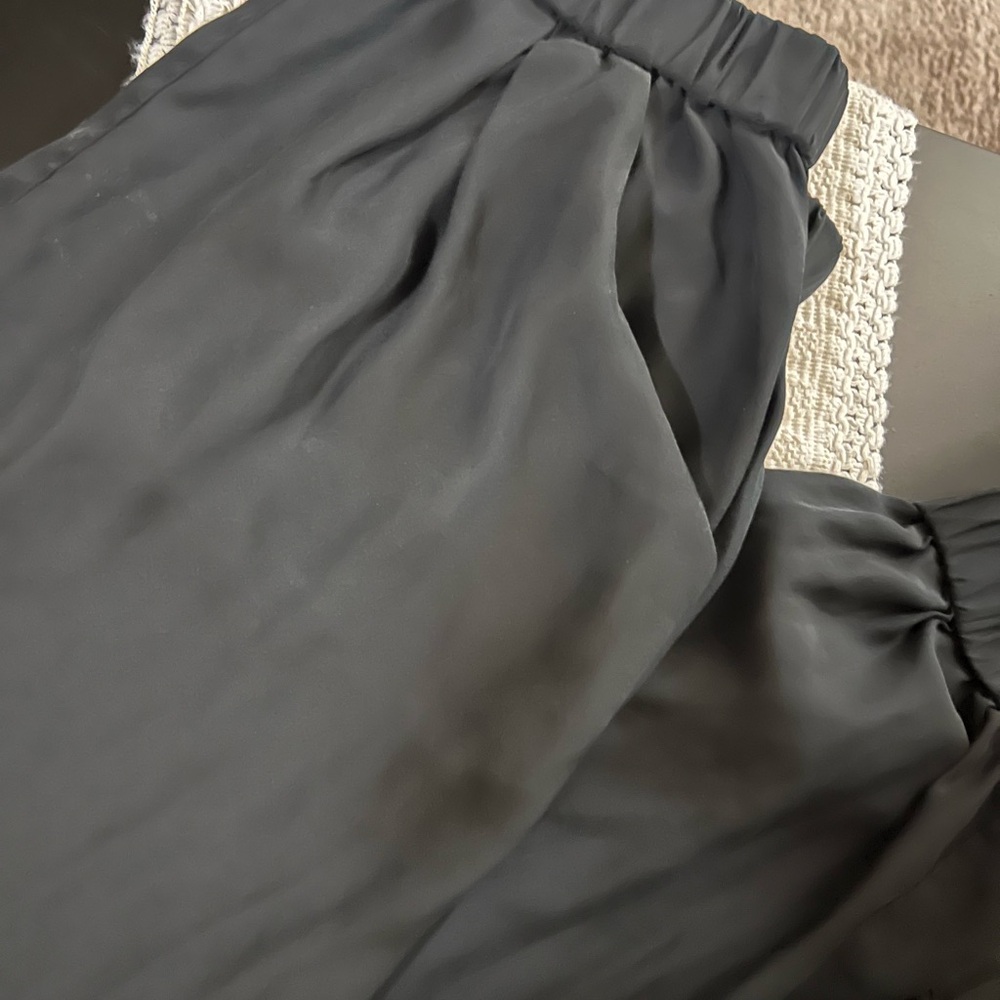 Elegant Gray Skirt